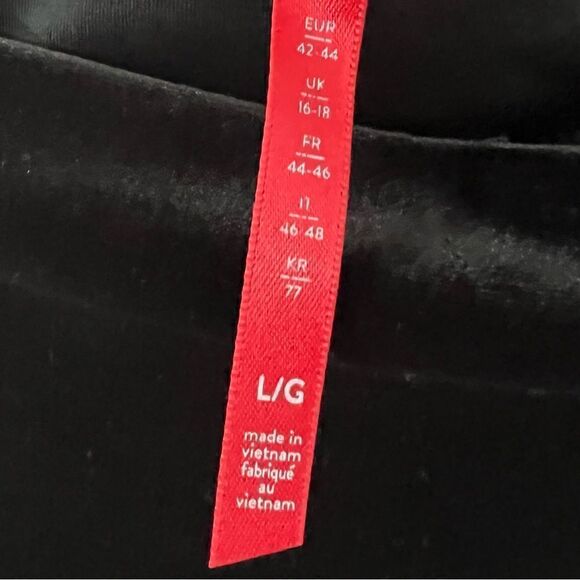 SPANX Velvet Leggings Black Size Large - Picture 7 of 9